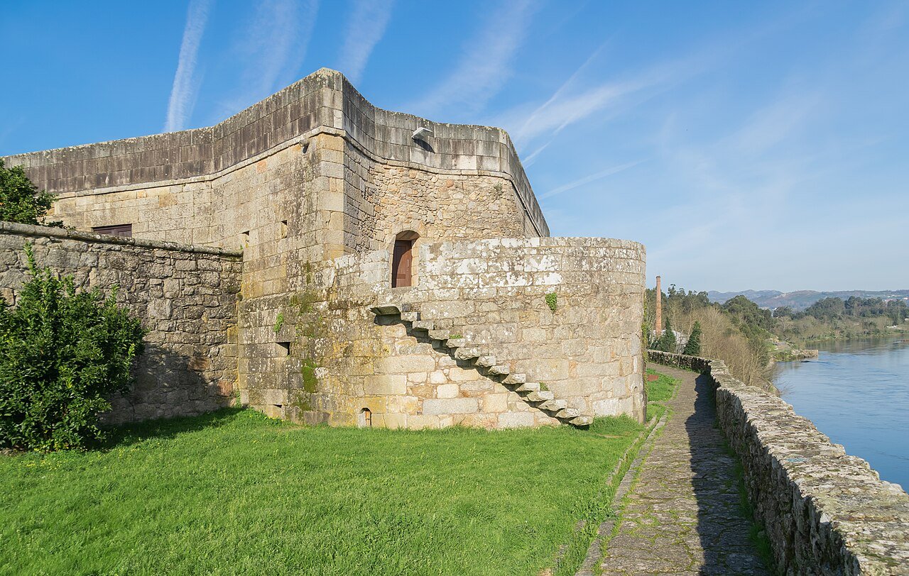Muralla do Castelo de Salvaterra de Miño